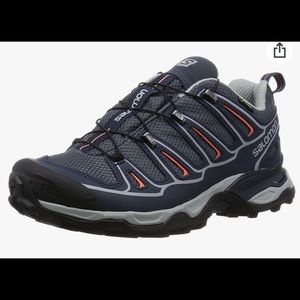 Woman’s Salomon Hiking Shoe